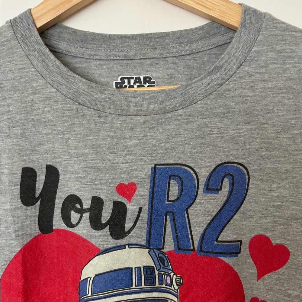 Star Wars You R2 Cute R2-D2 Tee - Picture 4 of 8